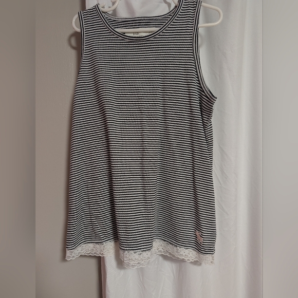 Abercrombie Kids Striped Lace bottom Tank - Picture 1 of 4